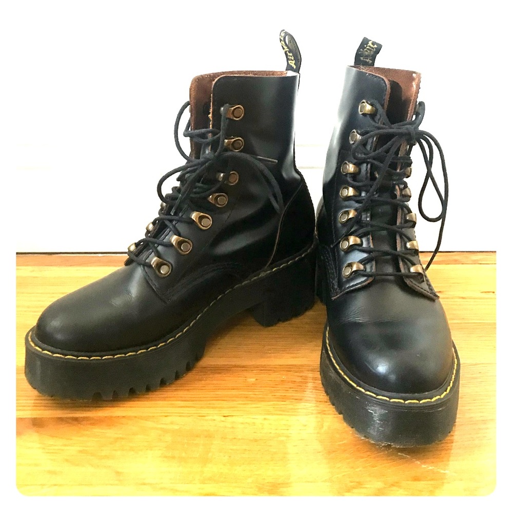 Leona Dr Martens